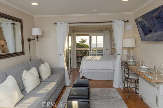 Detail Gallery Image 5 of 35 For 464 Bent St #B,  Laguna Beach,  CA 92651 - 1 Beds | 1 Baths