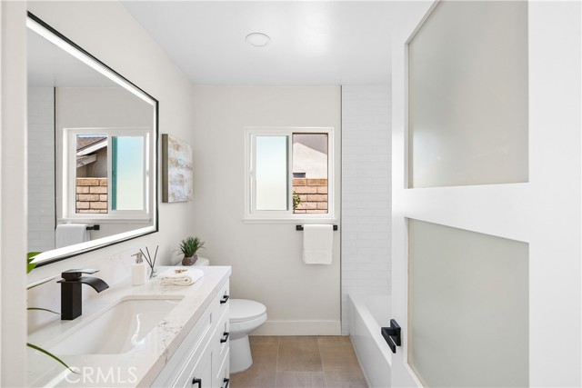 5021 Dovewood Drive, Huntington Beach CA: https://media.crmls.org/medias/5a31a37d-7b51-4b8f-b2ad-4bde9c95632b.jpg
