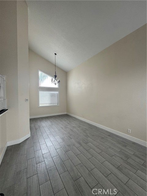 461 Camino Los Gallos, Perris CA: https://media.crmls.org/medias/5a3316e1-b38e-4143-bdc4-64d10ef3620c.jpg