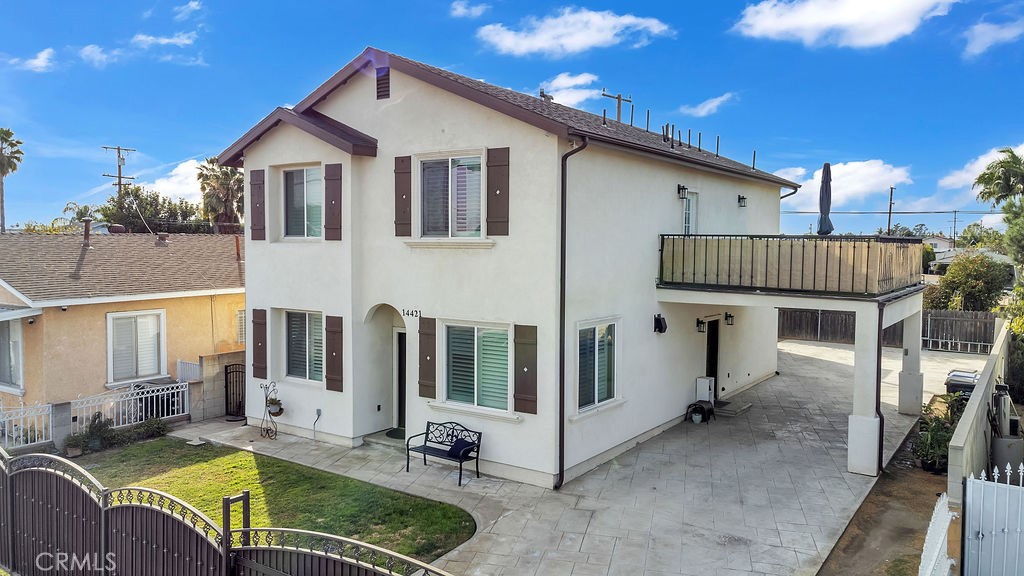 14421 Carmenita Road