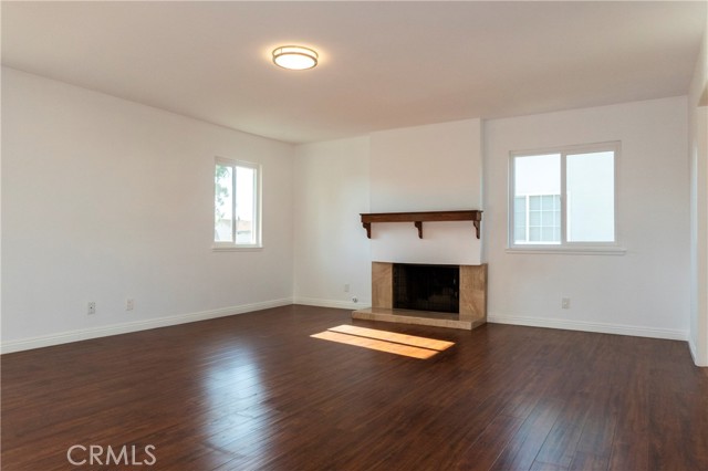 18410 Alexander Ave, Cerritos CA: https://media.crmls.org/medias/5a345125-9bcb-40ad-8794-c28d59a5f8c3.jpg