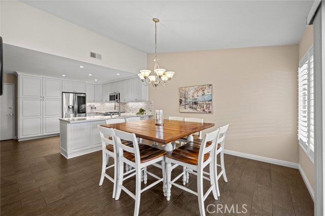23291 Via Gaudix, Mission Viejo CA: https://media.crmls.org/medias/5a355e57-0e25-4d40-9500-4dcd3851a34e.jpg