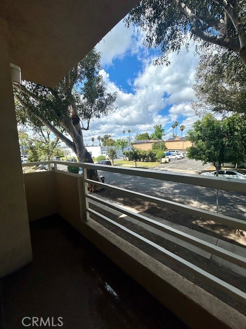 Detail Gallery Image 28 of 32 For 5821 Sylmar Ave #4,  Van Nuys,  CA 91401 - 2 Beds | 2 Baths