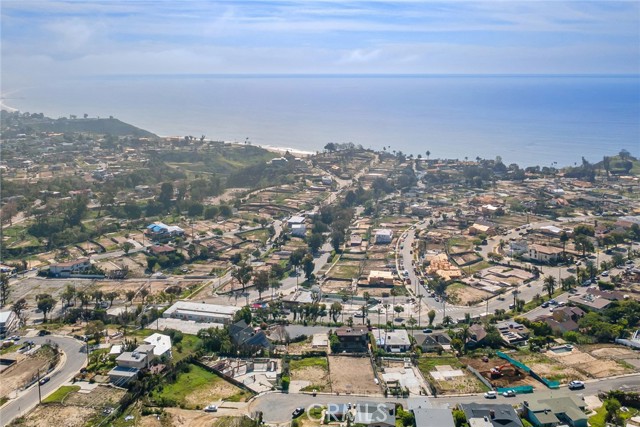 Detail Gallery Image 12 of 23 For 16625 Marquez Ter, Pacific Palisades,  CA 90272 - – Beds | – Baths