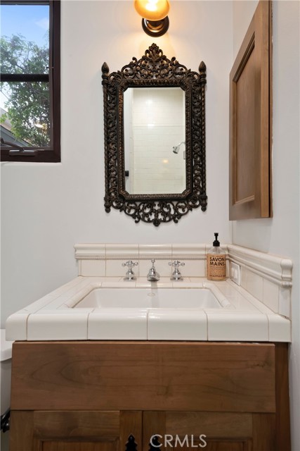 1725 Oak Avenue, Manhattan Beach, California 90266, 4 Bedrooms Bedrooms, ,4 BathroomsBathrooms,Residential,Sold,Oak,SB21251679