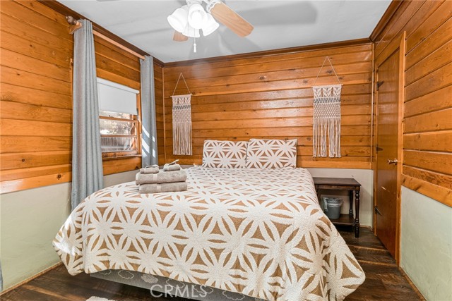 Detail Gallery Image 6 of 23 For 301 E Barker Bld, Big Bear City,  CA 92314 - 3 Beds | 1 Baths