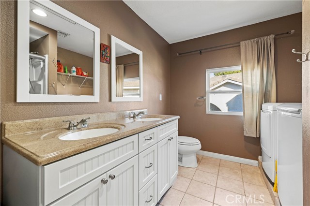 28642 Apricot Place, Saugus CA: https://media.crmls.org/medias/5a370e74-fada-45c0-abd8-4877ddf5204f.jpg