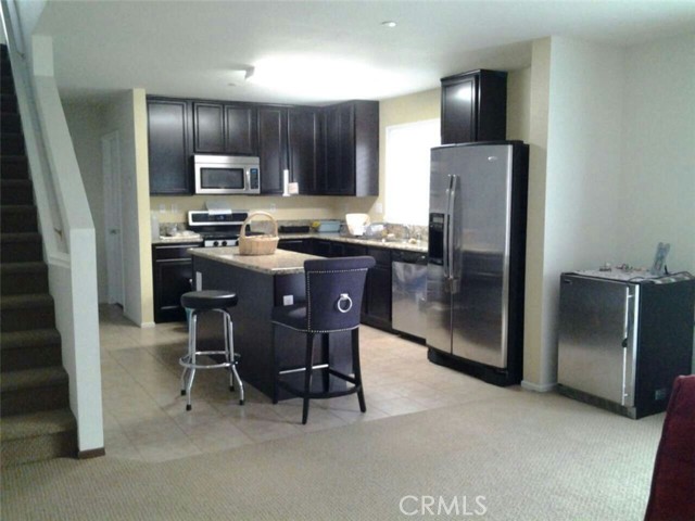 12022 Loyola Court, Fontana CA: https://media.crmls.org/medias/5a3784a2-c65e-4e65-a307-af70d83d0153.jpg