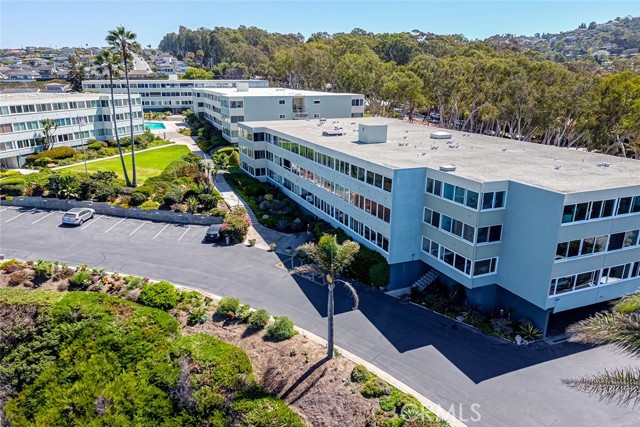 639 Paseo De La Playa, Redondo Beach, California 90277, 2 Bedrooms Bedrooms, ,1 BathroomBathrooms,Residential,For Sale,Paseo De La Playa,SB25188474