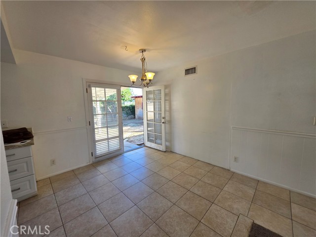 Detail Gallery Image 11 of 25 For 6848 Holbrook, Riverside,  CA 92504 - 4 Beds | 2 Baths