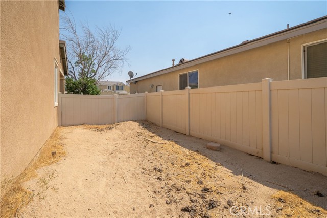 Detail Gallery Image 31 of 49 For 16620 Desert Lily St, Victorville,  CA 92394 - 4 Beds | 2/1 Baths