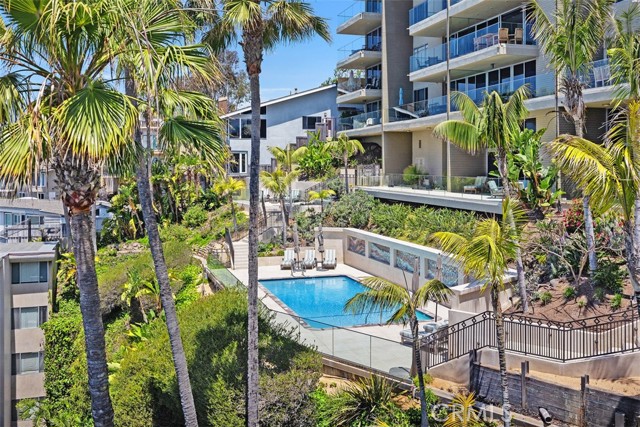 31755 Coast, Laguna Beach CA: https://media.crmls.org/medias/5a3aa03e-4c33-4e89-8cfb-e1e4cc5ef08e.jpg