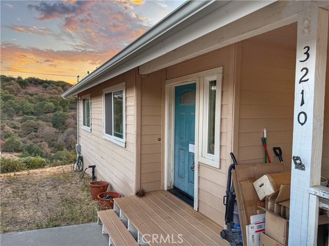 Detail Gallery Image 4 of 17 For 3210 Oakwood Dr, Julian,  CA 92036 - 2 Beds | 2 Baths
