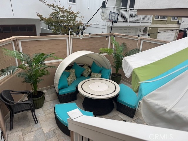 Detail Gallery Image 12 of 12 For 507 31st, Hermosa Beach,  CA 90254 - 2 Beds | 1 Baths