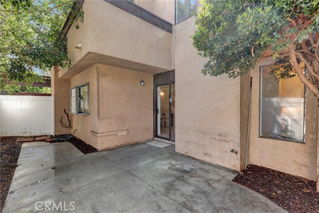 905 Powell Court, Costa Mesa CA: https://media.crmls.org/medias/5a3b8a08-5fd2-44a5-b14f-77e827f60857.jpg
