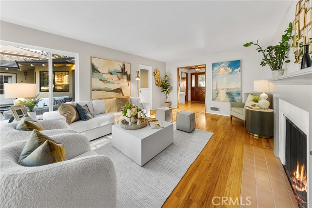 1260 Oakhaven Lane, Arcadia CA: https://media.crmls.org/medias/5a3cd6fc-2f47-440d-b0ac-d1b2a16686e3.jpg