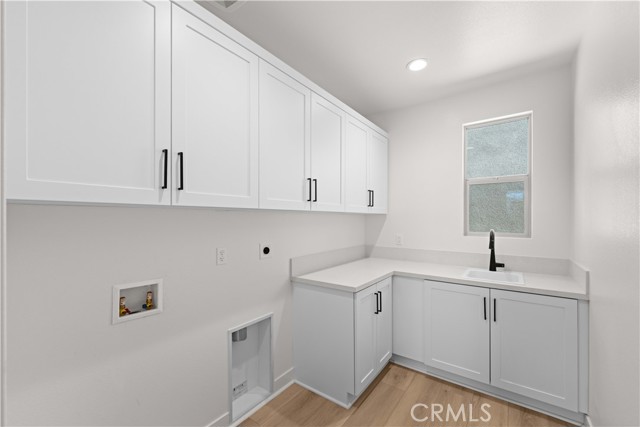 8606 Mission Villa Dr photo 32
