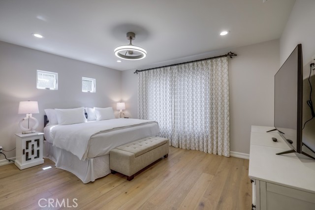 627 7th Street, Huntington Beach CA: https://media.crmls.org/medias/5a3f07a0-91ac-4424-89ad-0e75327f5a88.jpg