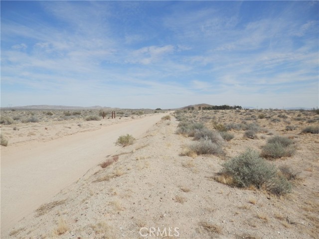 0 Holstead Road, Hinkley CA: https://media.crmls.org/medias/5a3f1d8d-68e6-4fcd-88a1-49a1bcb7750c.jpg