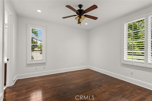 25551 Prado De Las Flores, Calabasas CA: https://media.crmls.org/medias/5a3f5d16-27cc-486c-8564-1fdd7fbdea8d.jpg