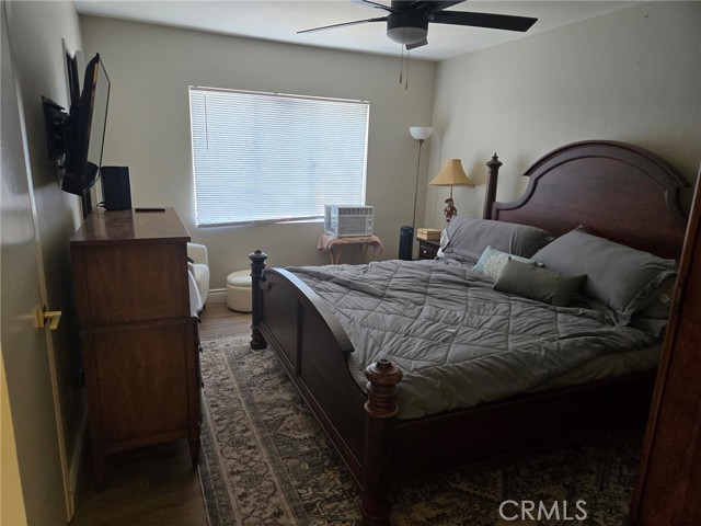 Detail Gallery Image 2 of 2 For 208 La Plaza, Anaheim,  CA 92801 - 1 Beds | 1 Baths