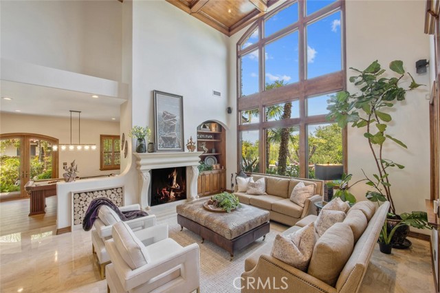 25769 Oak Leaf Court, Valencia CA: https://media.crmls.org/medias/5a3f916c-d056-4c3a-adb0-d0d53c33850d.jpg