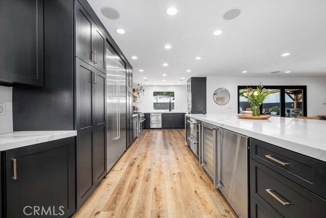 Image 39 of 75 For 3116 Armourdale Avenue