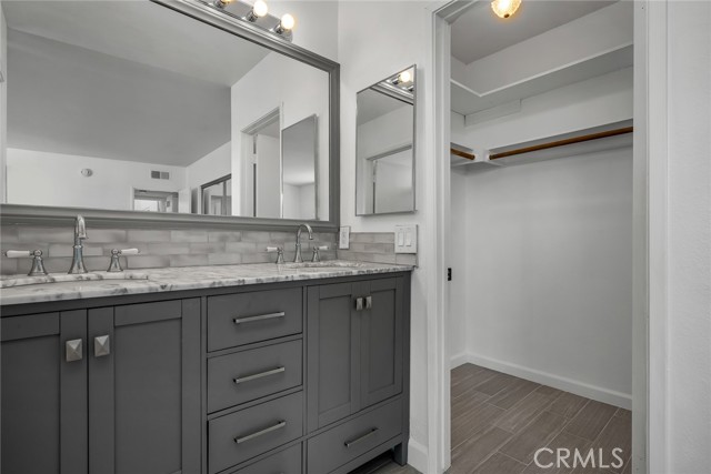 Detail Gallery Image 13 of 36 For 25925 Oak St #108,  Lomita,  CA 90717 - 2 Beds | 2 Baths