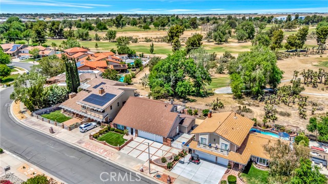 433 Fairway Drive, Palmdale CA: https://media.crmls.org/medias/5a407283-862b-4bd4-a29d-a20c5c4b2956.jpg