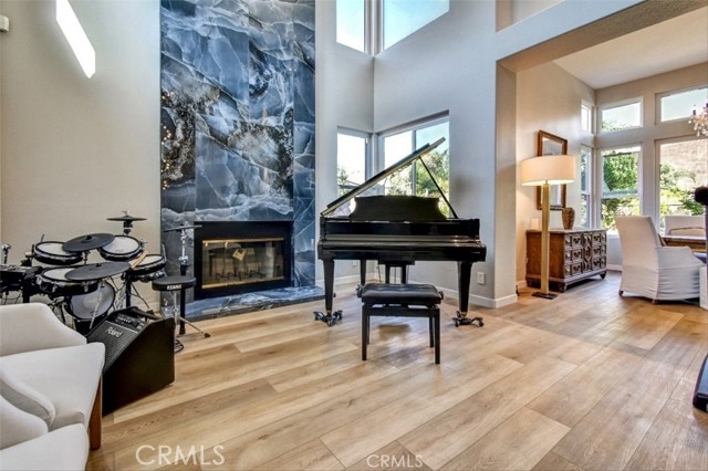 Detail Gallery Image 2 of 39 For 5140 Avenida De Despacio, Yorba Linda,  CA 92887 - 4 Beds | 3/1 Baths