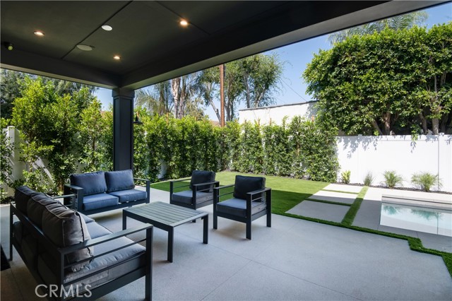 Detail Gallery Image 19 of 47 For 4734 Tobias Ave, Sherman Oaks,  CA 91403 - 4 Beds | 4/1 Baths