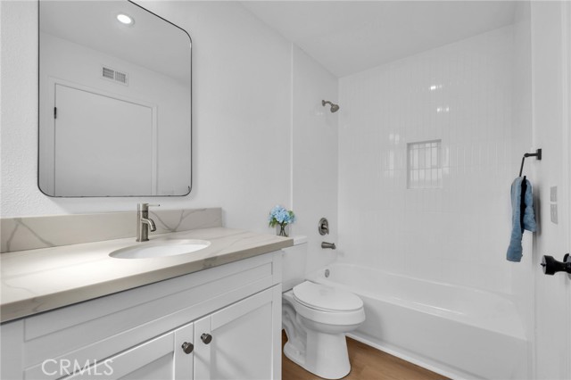 3101 Plaza Del Amo, Torrance CA: https://media.crmls.org/medias/5a42c8b5-51d0-49b2-a131-67411b4b1323.jpg