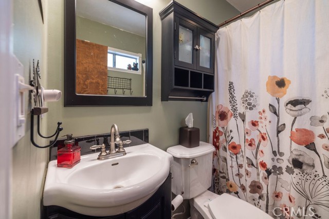 Detail Gallery Image 16 of 32 For 42788 Monterey, Big Bear Lake,  CA 92315 - 2 Beds | 1/1 Baths