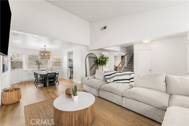 Detail Gallery Image 8 of 47 For 3300 W Avenue J3, Lancaster,  CA 93536 - 4 Beds | 3 Baths