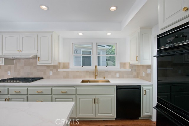 Detail Gallery Image 16 of 69 For 4722 Forman Ln, Toluca Lake,  CA 91602 - 5 Beds | 4 Baths