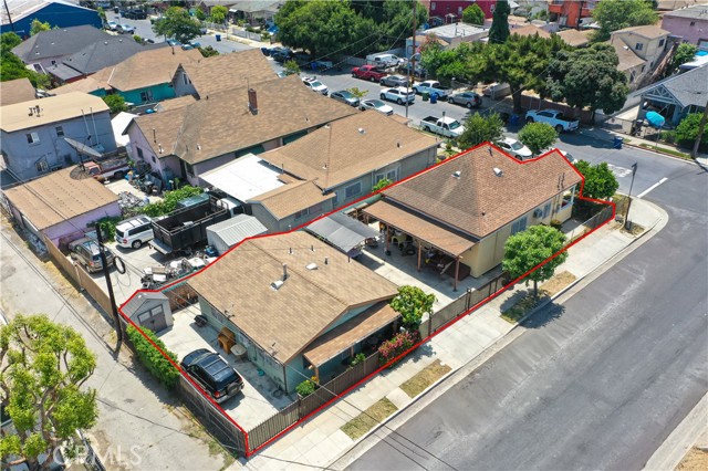 1203 E 33rd Street, Los Angeles CA: https://media.crmls.org/medias/5a43f9dc-a6cc-44d8-9222-69cbb12a5bea.jpg