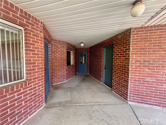 2165 Trenton Court, Merced CA: https://media.crmls.org/medias/5a4414ea-087d-43ba-bab2-e72dfda78aa1.jpg