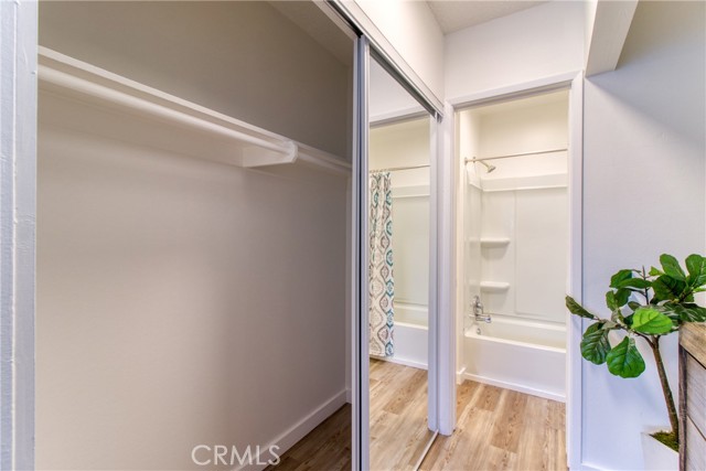 Detail Gallery Image 17 of 29 For 5500 Ackerfield Ave #307,  Long Beach,  CA 90805 - 1 Beds | 1 Baths