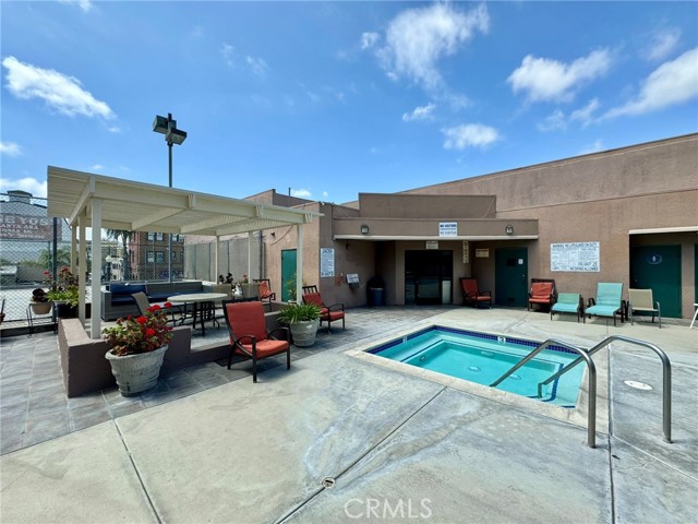 Detail Gallery Image 11 of 12 For 450 E 4th St #236,  Santa Ana,  CA 92701 - 2 Beds | 2 Baths