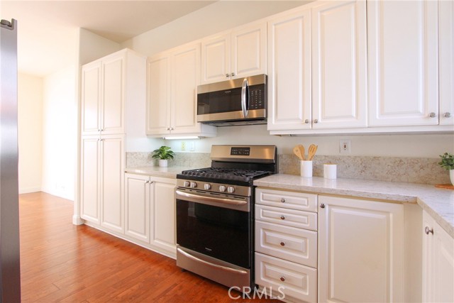 Detail Gallery Image 12 of 45 For 12711 Trent Jones Ln, Tustin,  CA 92782 - 3 Beds | 2/1 Baths