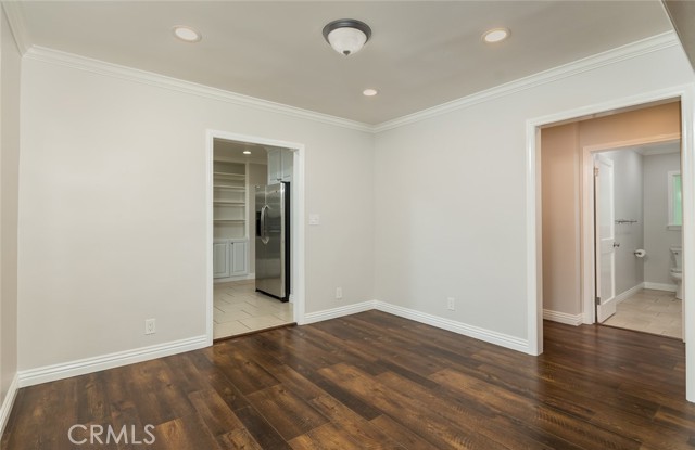 Detail Gallery Image 4 of 34 For 3602 Encinal Ave, La Crescenta,  CA 91214 - 4 Beds | 3 Baths