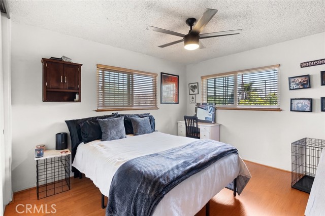Detail Gallery Image 12 of 23 For 18021 Gulf Ln, Huntington Beach,  CA 92646 - 6 Beds | 4 Baths