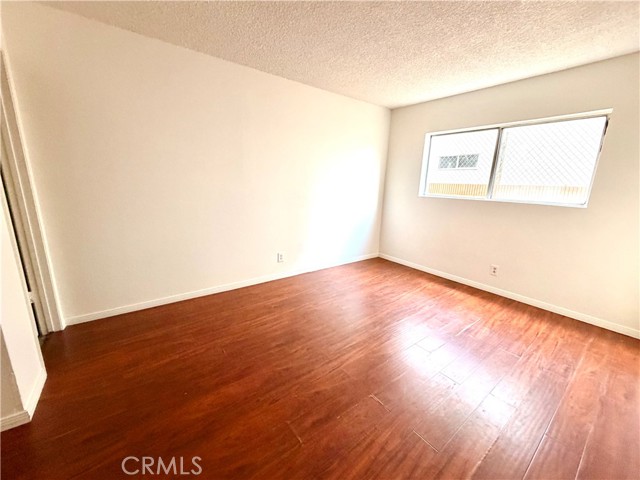 Detail Gallery Image 23 of 25 For 14134 Delano, Van Nuys,  CA 91401 - 2 Beds | 2 Baths