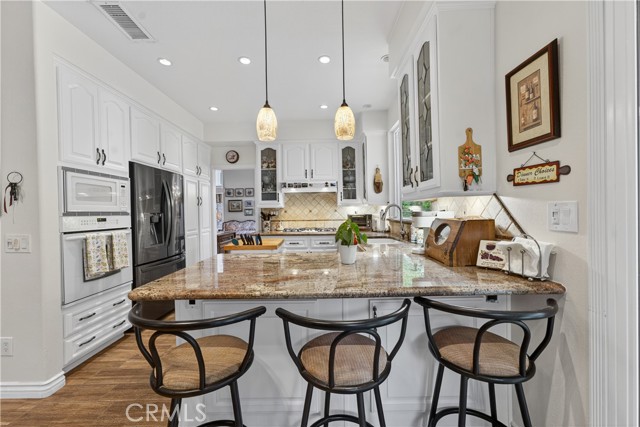 Detail Gallery Image 19 of 43 For 17 via Anadeja, Rancho Santa Margarita,  CA 92688 - 4 Beds | 3 Baths