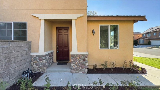 31659 Rosales Avenue, Murrieta CA: https://media.crmls.org/medias/5a49c180-edfb-4ece-95e4-94e50b978e26.jpg