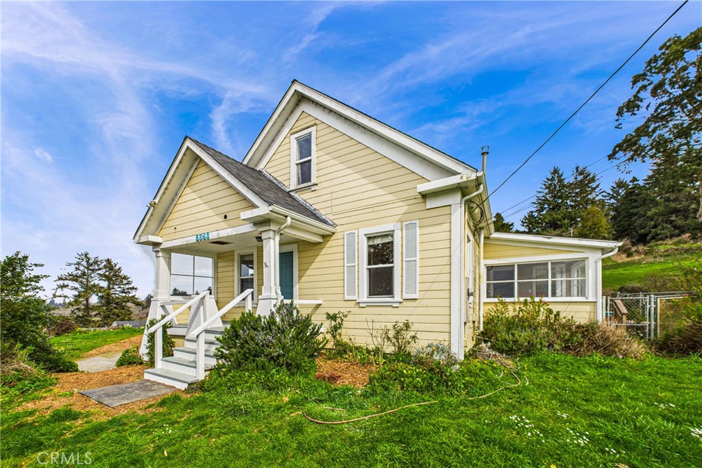 5863 Elk River Road