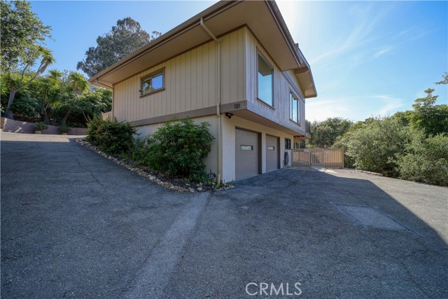 131 Serrano Heights, San Luis Obispo CA: https://media.crmls.org/medias/5a4a05d3-9ff5-421d-90ba-a5d5cd32d220.jpg