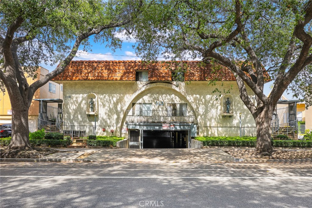 333 Riverdale Drive #8