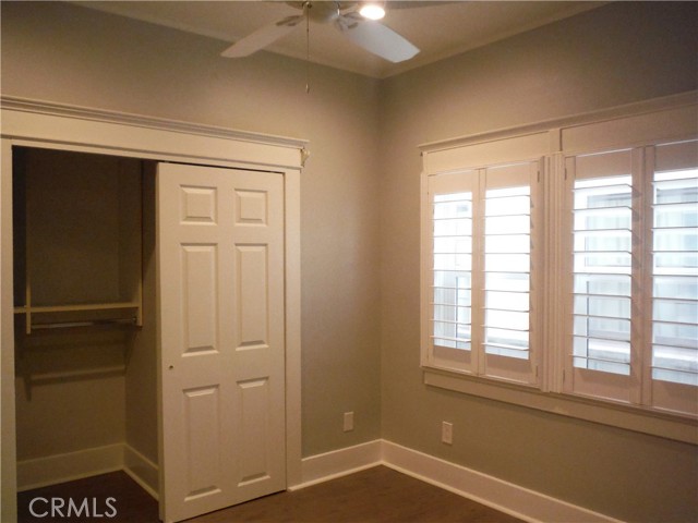 Detail Gallery Image 9 of 16 For 122 Roycroft Ave a,  Long Beach,  CA 90803 - 2 Beds | 1 Baths