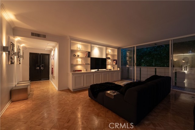 Detail Gallery Image 10 of 43 For 8787 Shoreham Dr #201,  West Hollywood,  CA 90069 - 1 Beds | 1 Baths